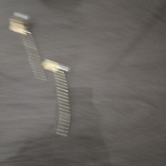 Earrings - Picture 3 of 4